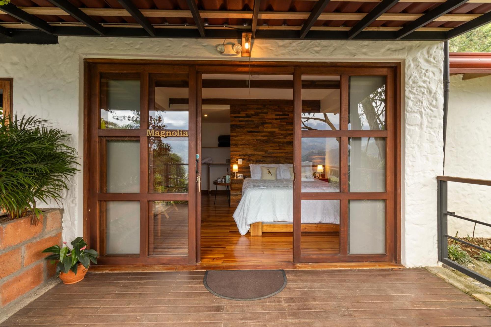 Hotel Gulupa *